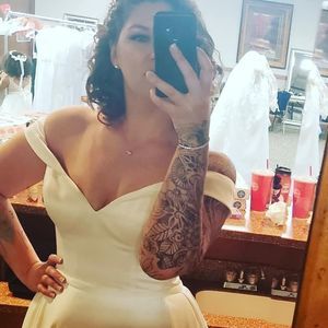 Meet your Posher, Victoria